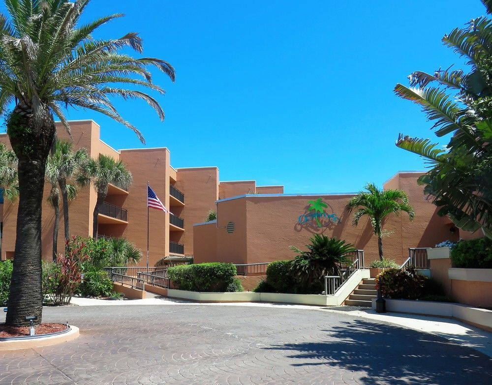 Oceanique Resort Indian Harbour Beach Bagian luar foto